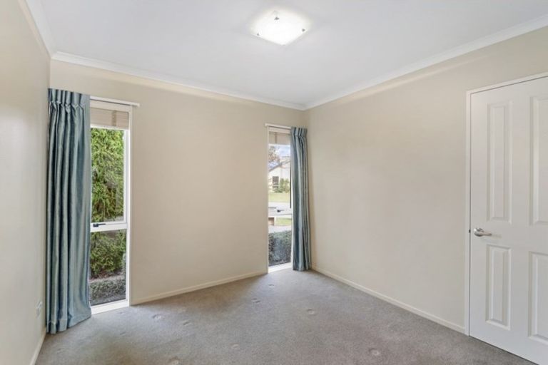 Photo of property in 18 Elm Drive, Rangiora, 7400