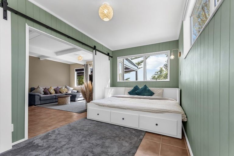 Photo of property in 61 Hillcrest Road, Hatfields Beach, Orewa, 0931