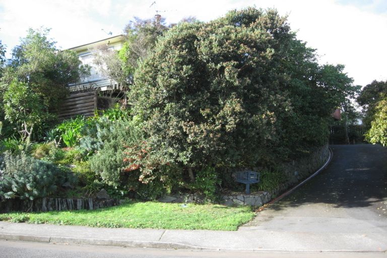 Photo of property in 36 Weka Road, Raumati Beach, Paraparaumu, 5032