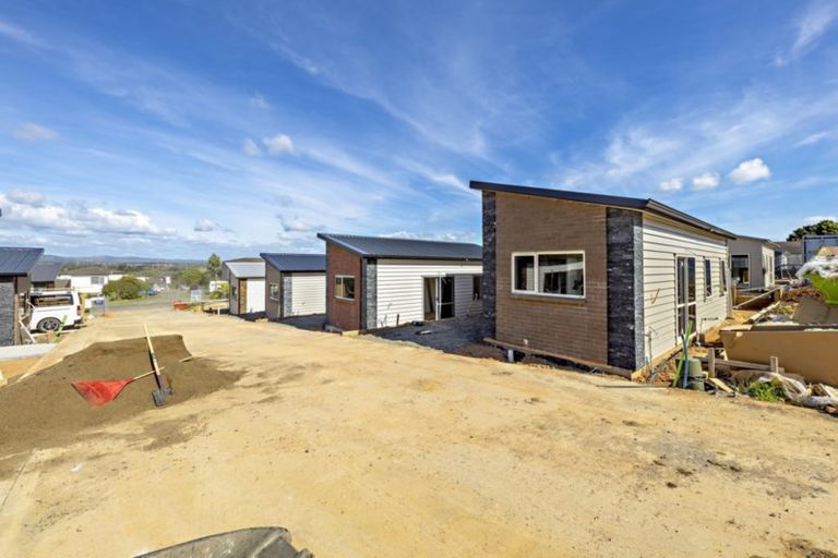 Photo of property in 39b Senator Drive, Manurewa, Auckland, 2105