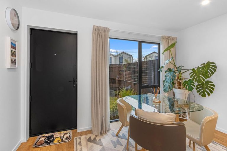 Photo of property in 16 Miromiro Street, Broomfield, Christchurch, 8042