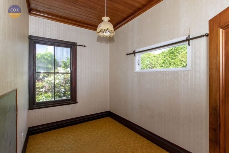 Photo of property in 15 Lawrence Road, Hospital Hill, Napier, 4110