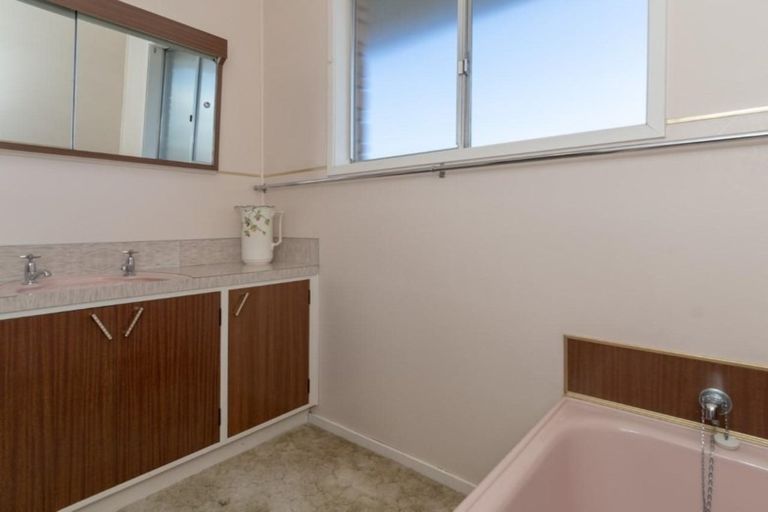 Photo of property in 10 Keilor Road, Otumoetai, Tauranga, 3110