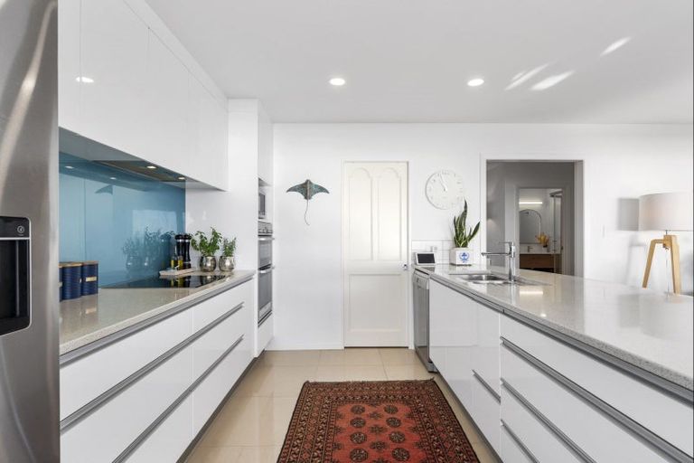 Photo of property in 85 Karewa Parade, Papamoa Beach, Papamoa, 3118