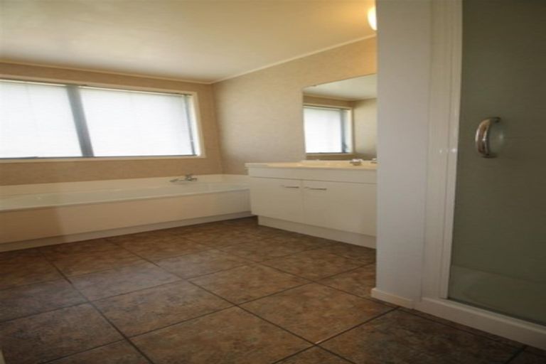 Photo of property in 34 Butley Drive, Farm Cove, Auckland, 2012