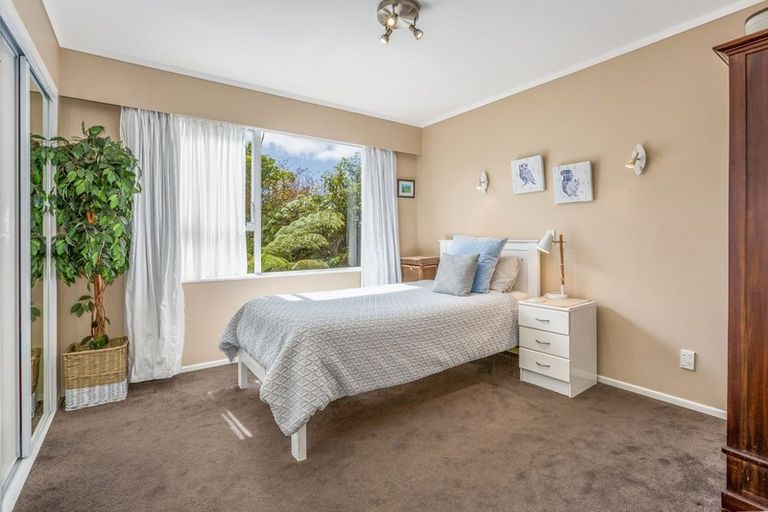 Photo of property in 22 Bowline Place, Whitby, Porirua, 5024