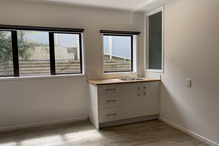 Photo of property in 13 Gilbass Avenue, Hamilton Lake, Hamilton, 3204