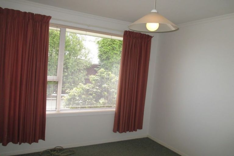 Photo of property in 403 Mairehau Road, Parklands, Christchurch, 8083