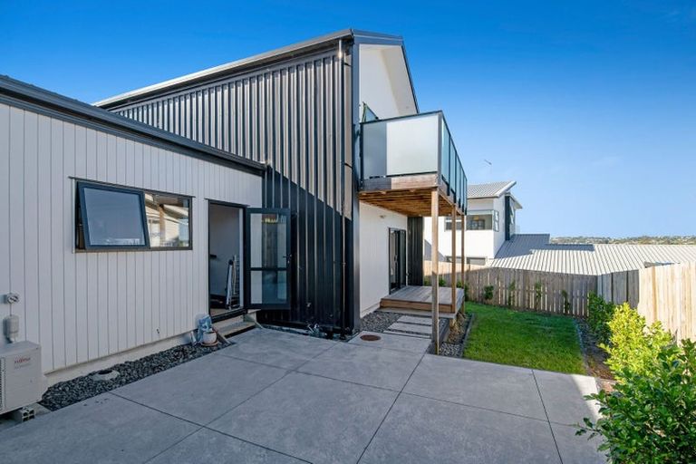 Photo of property in 774b Whangaparaoa Road, Manly, Whangaparaoa, 0930