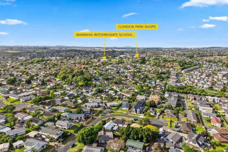 Photo of property in 14 Justamere Place, Weymouth, Auckland, 2103