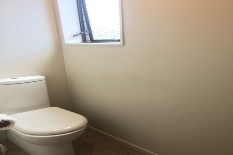 Photo of property in 17b Dover Road, St Andrews, Hamilton, 3200