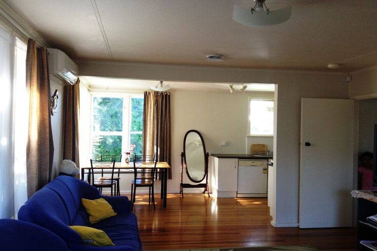 Photo of property in 26 Line Road, Glen Innes, Auckland, 1072