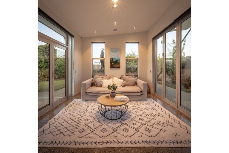 Photo of property in 35 Ridgecrest, Wanaka, 9305