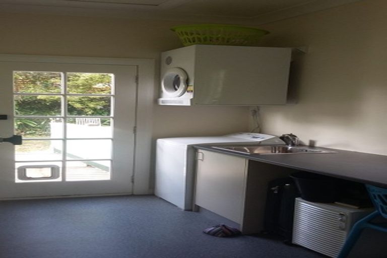 Photo of property in 6 Rothsay Road, Ngaio, Wellington, 6035