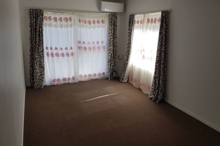 Photo of property in 1/77 Jellicoe Road, Manurewa, Auckland, 2102