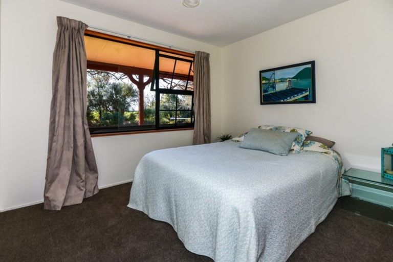 Photo of property in 69 Horndon Street, Darfield, 7571