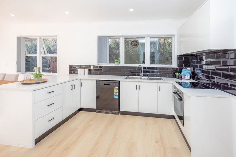 Photo of property in 13 Tawa Street, Melville, Hamilton, 3206