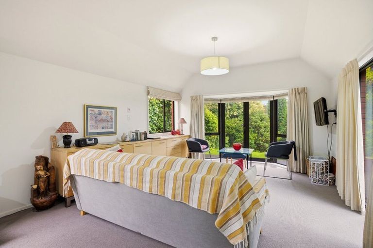 Photo of property in 1/3 Karitane Drive, Cashmere, Christchurch, 8022