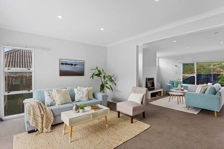 Photo of property in 9 Moana Road, Paraparaumu, 5032