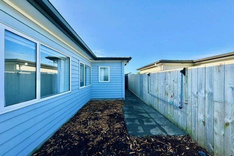 Photo of property in 104 Kuaka Drive, Takanini, 2112
