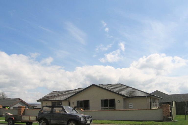Photo of property in 20 Owhatiura Drive, Lynmore, Rotorua, 3010