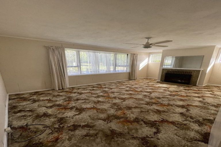 Photo of property in 71 Seabrook Avenue, New Lynn, Auckland, 0600