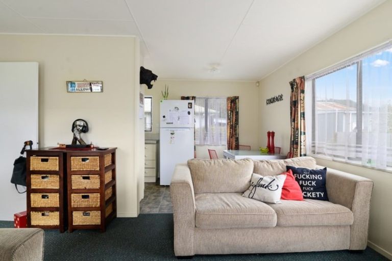 Photo of property in 11a Walker Road, Fairy Springs, Rotorua, 3015