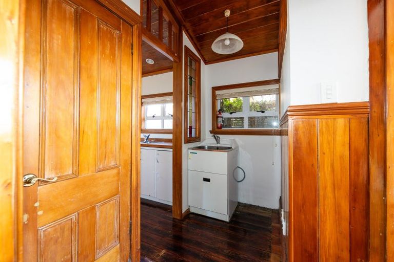 Photo of property in 653 Marine Parade, Napier South, Napier, 4110