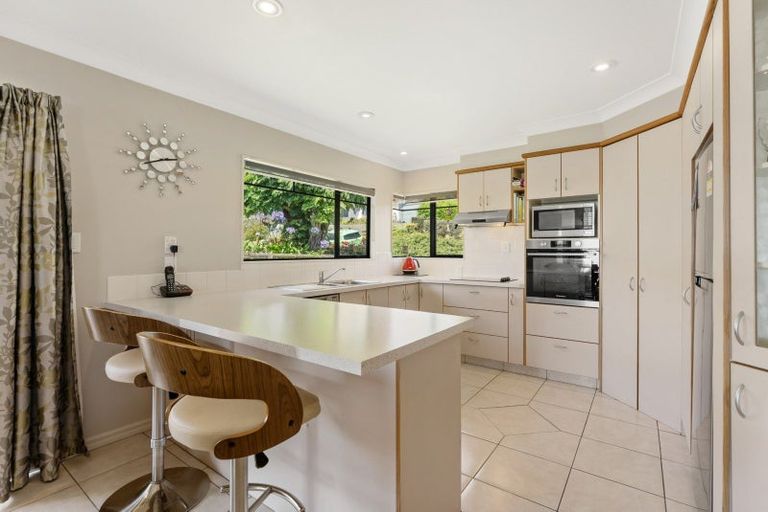 Photo of property in 14 Lorrigan Way, Welcome Bay, Tauranga, 3112