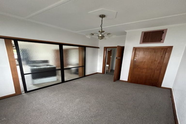 Photo of property in 30 Anzac Avenue, Onekawa, Napier, 4110
