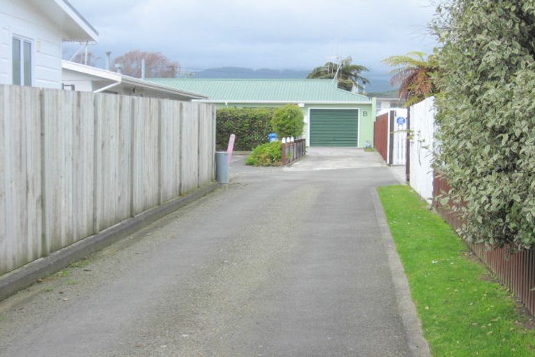 Photo of property in 50b Winchester Street, Levin, 5510