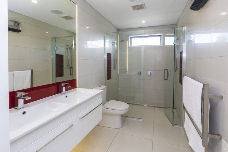 Photo of property in 2 Matisse Place, Burnside, Christchurch, 8053