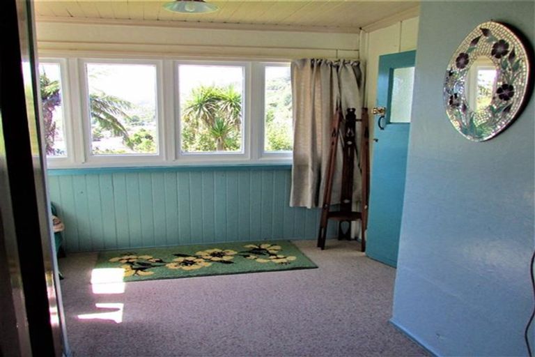 Photo of property in 35 Freyberg Terrace, Greymouth, 7805