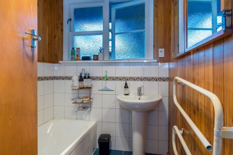 Photo of property in 85 Norwood Street, Normanby, Dunedin, 9010