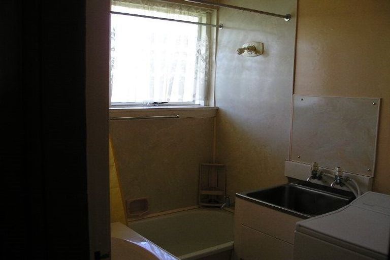 Photo of property in 2/9 Bowen Street, Upper Riccarton, Christchurch, 8041