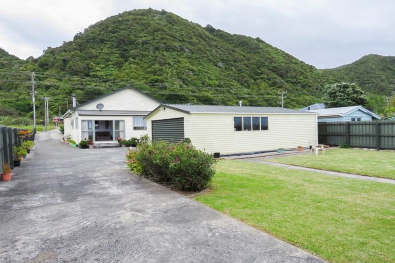 Photo of property in 149 Torea Street, Granity, 7823