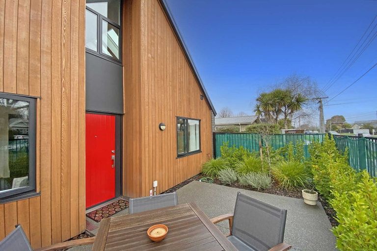 Photo of property in 1/116 Champion Street, Edgeware, Christchurch, 8013