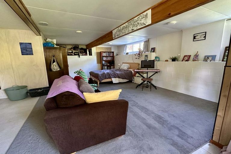 Photo of property in 260 Beach Road, Campbells Bay, Auckland, 0630