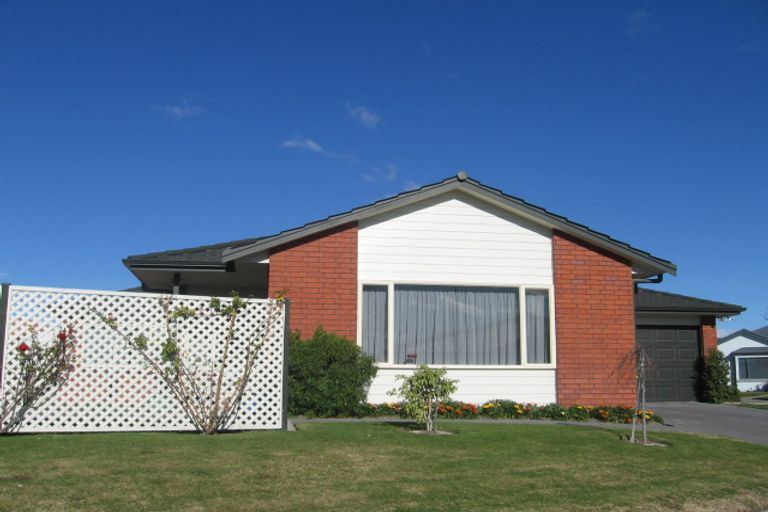 Photo of property in 3 Rosehill Way, Taradale, Napier, 4112