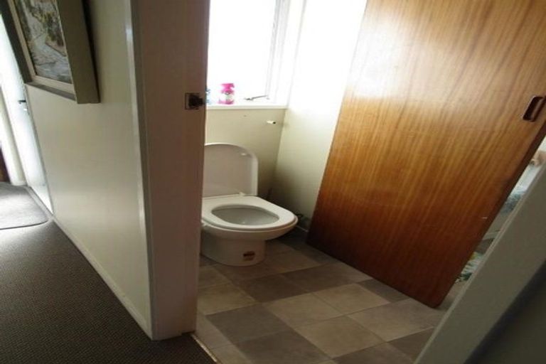 Photo of property in 69 Tamatea Road, Taupo, 3330