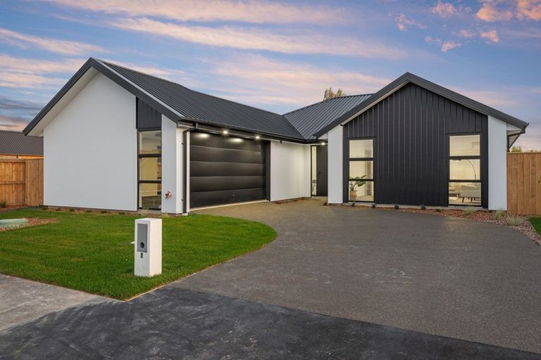 Photo of property in 7 Mills Road, Marshland, Christchurch, 8051