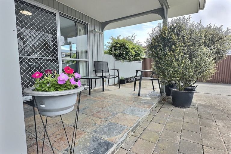 Photo of property in 2/191 Kennedy Road, Marewa, Napier, 4110