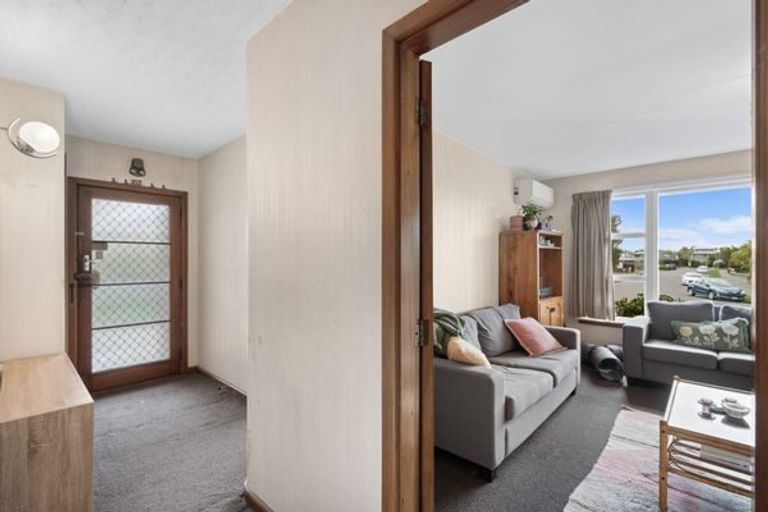 Photo of property in 2 Aileen Place, Upper Riccarton, Christchurch, 8041