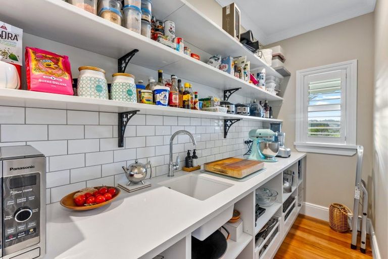 Photo of property in 30 Awatiro Drive, Kaukapakapa, 0871