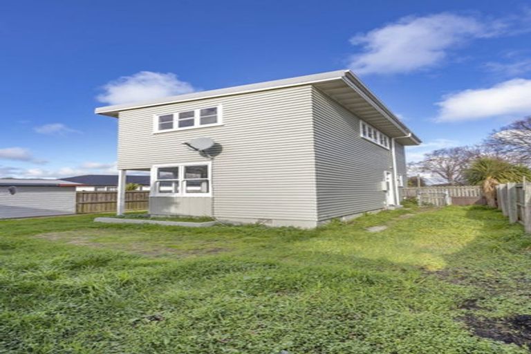 Photo of property in 30 Hooker Avenue, Bryndwr, Christchurch, 8053