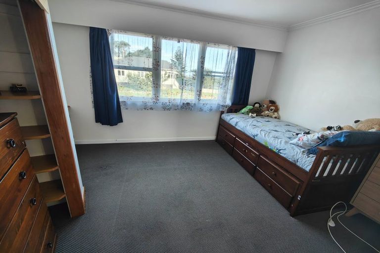 Photo of property in 8 Adams Place, Te Kamo, Whangarei, 0112
