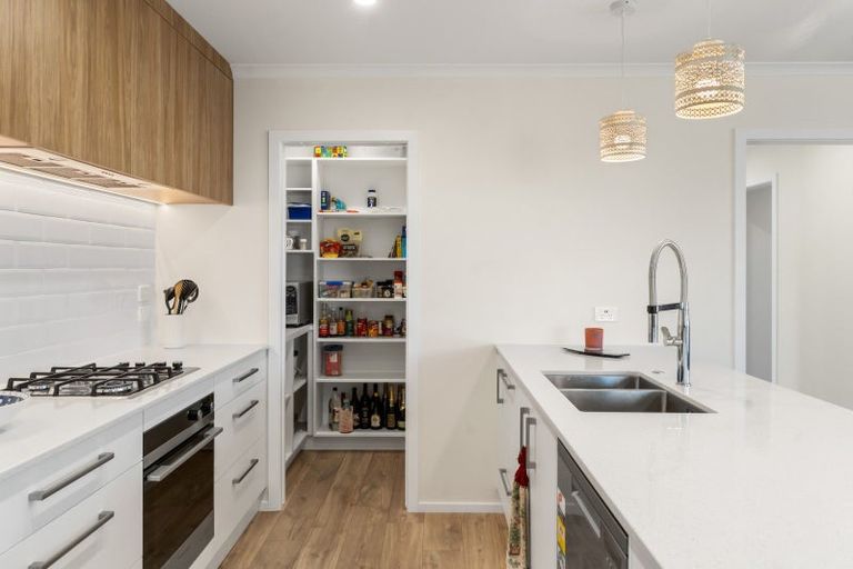 Photo of property in 7 Fantail Avenue, Carterton, 5713