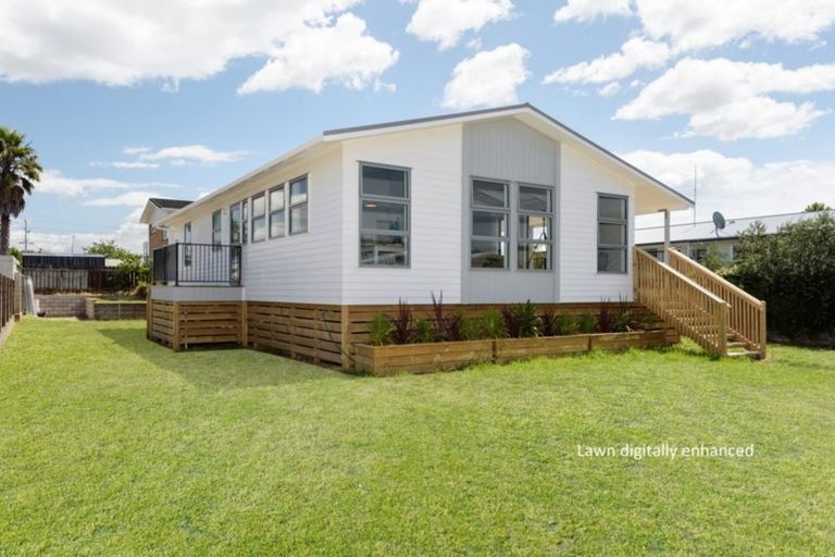 Photo of property in 72 Links Avenue, Mount Maunganui, 3116