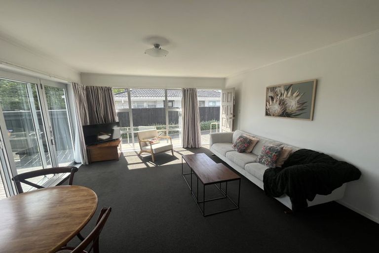 Photo of property in 1/74 Garreg Road, Bryndwr, Christchurch, 8052