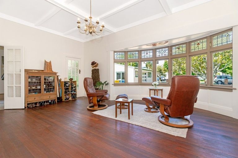 Photo of property in 96 Stout Street, Whataupoko, Gisborne, 4010